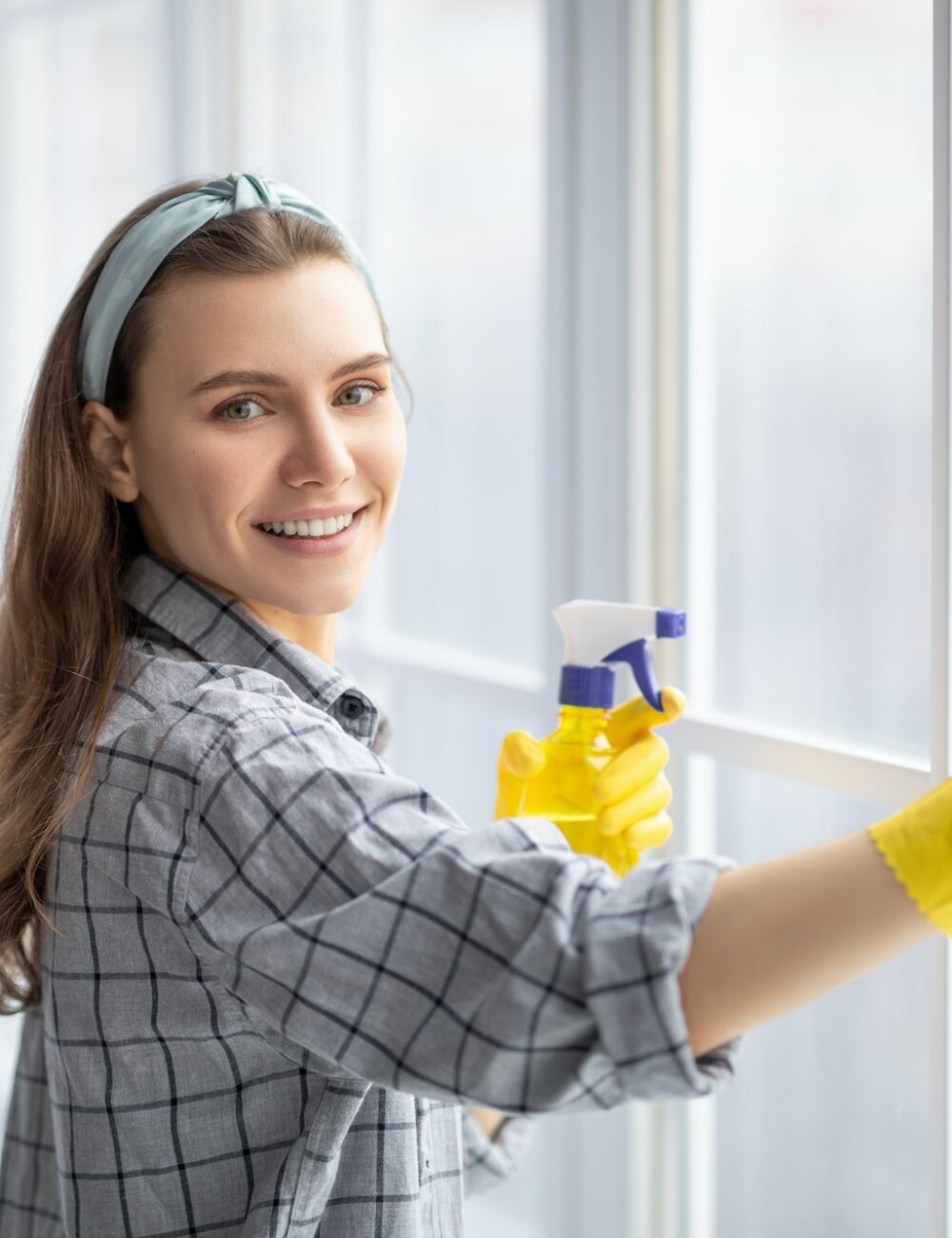 smiling-young-woman-with-detergent-and-rag-cleaning-window-glass-professional-sanitary-service.jpg smiling-young-woman-with-detergent-and-rag-cleaning-window-glass-professional-sanitary-service.jpg